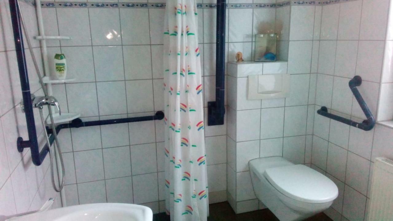 Kleines Apartement Zwischen Ega Und Messe Erfurt Esterno foto