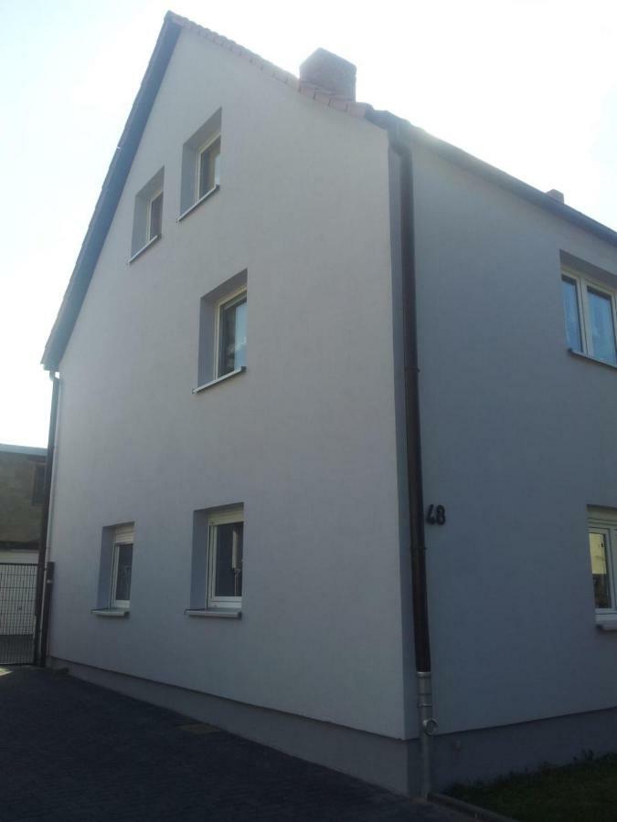 Kleines Apartement Zwischen Ega Und Messe Erfurt Esterno foto